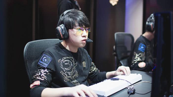 束还有30 束还有30